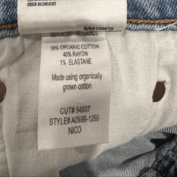 AGOLDE Nico High Rise Slim Fit Skinny Jeans in Cliffside (31) - Picture 14 of 15